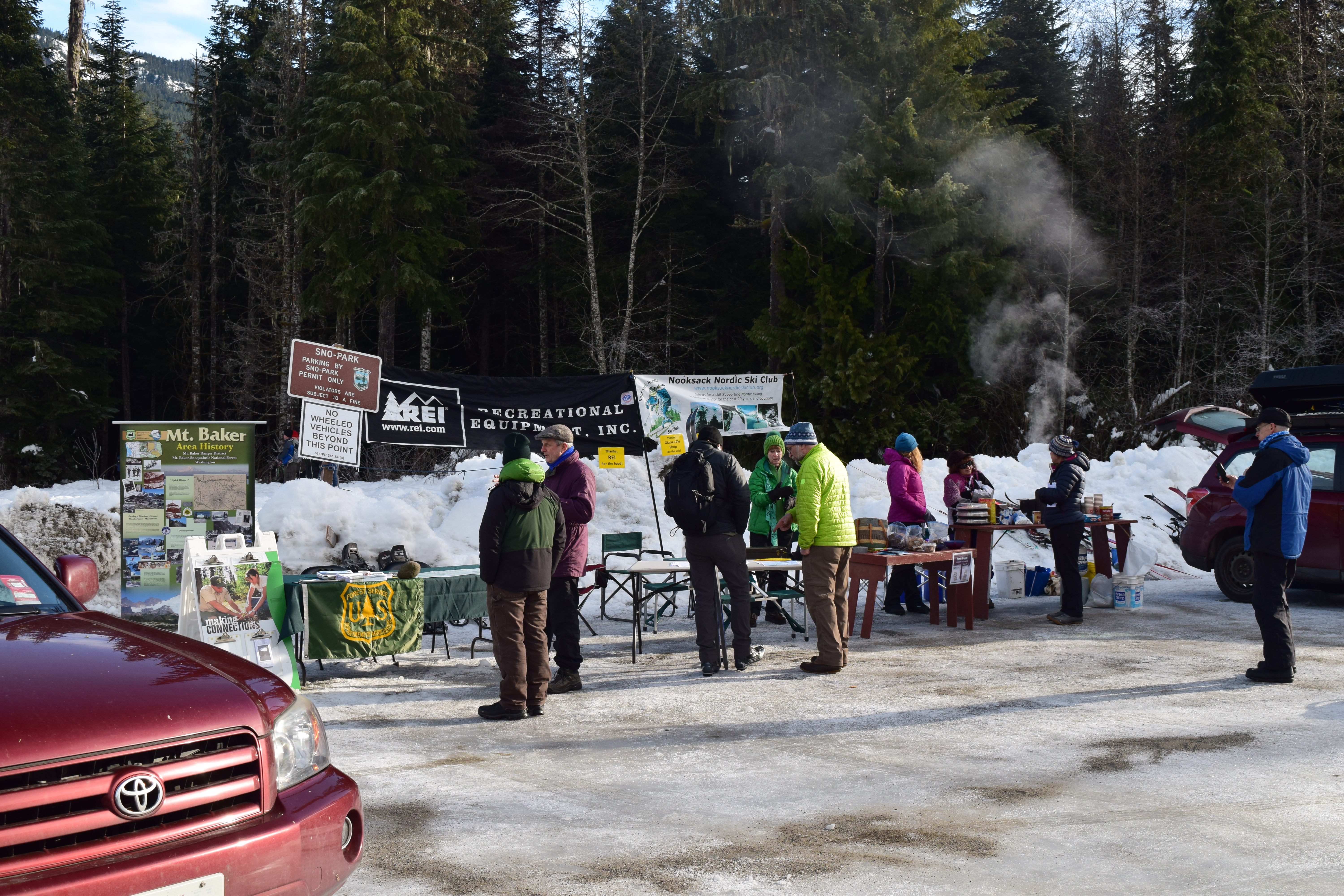 winter snowshoe, salmon ridge sno-park, family winter hikes