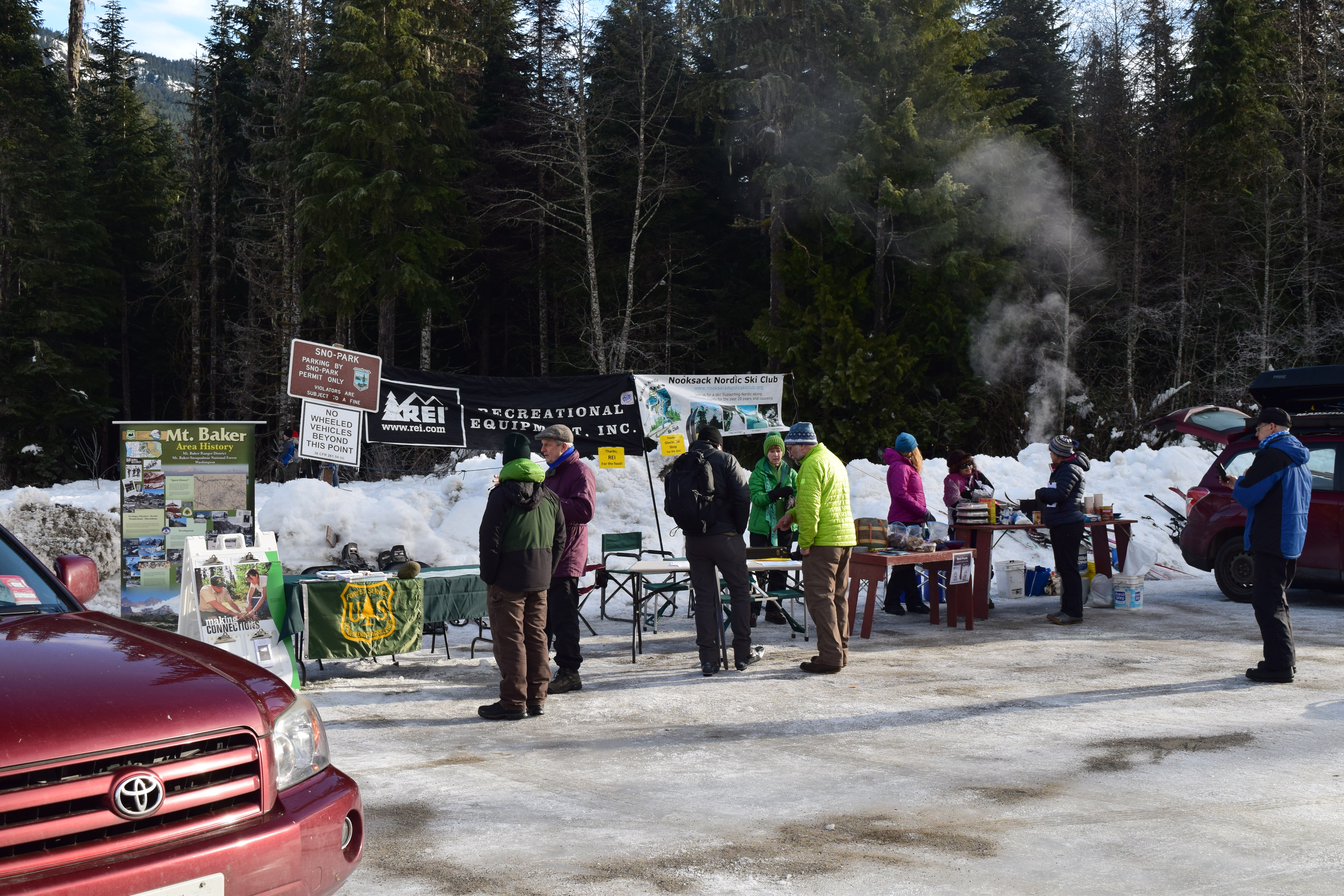 Salmon Ridge Sno-Park Snowshoe, 1/28/17